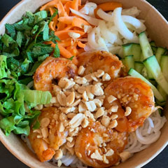 Tom Bun, noodle salad with stir fried shrimps